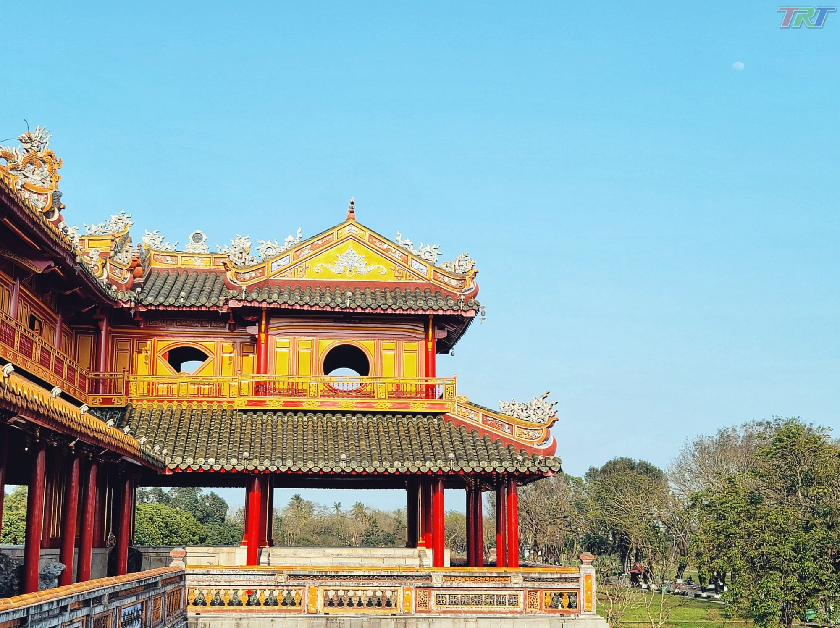 Lầu Ngũ Phụng