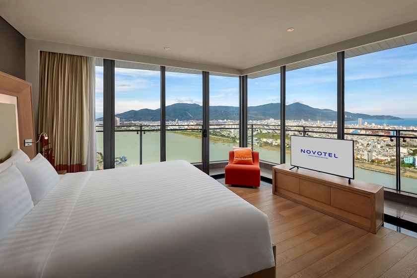 khách sạn đà nẵng