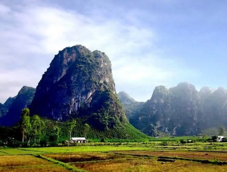 Tham quan Dãy núi Cai Kinh