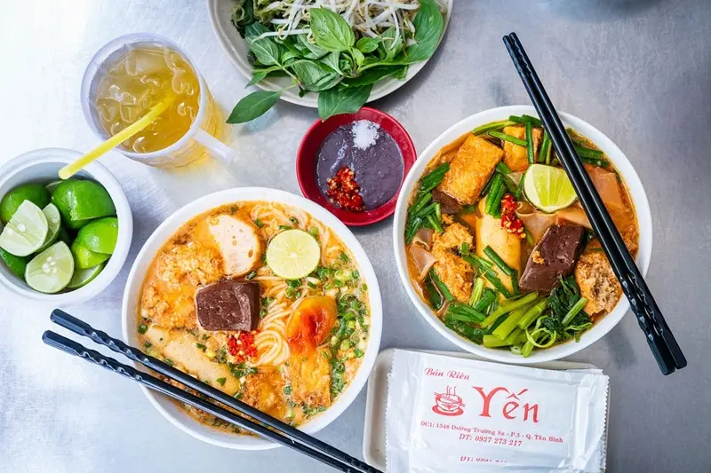Bún riêu Yến - Món ngon ăn sáng Sài Gòn khiến thực khách say