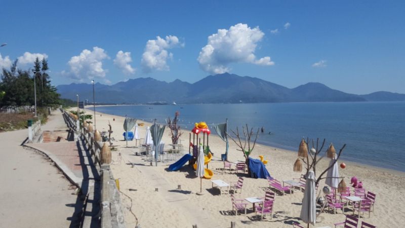 Bãi biển Xuân Thiều Đà Nẵng