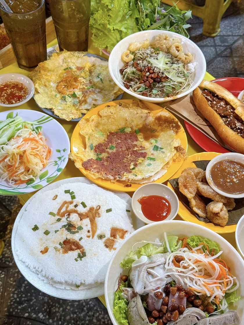 Bánh ép Chị Xí Huế