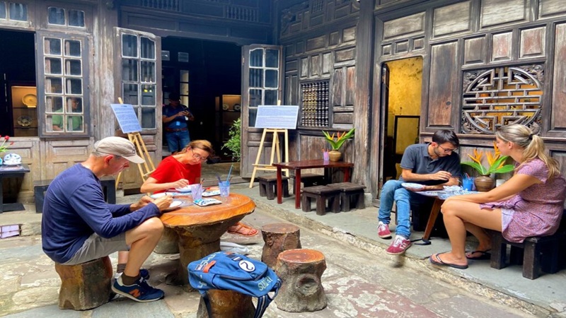 Bảo tàng gốm sứ Mậu Dịch 