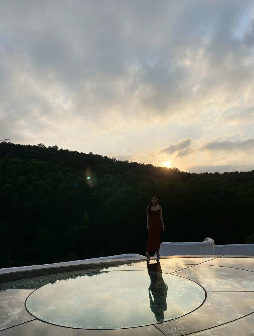 Hành trình ánh sáng dưới lòng đất