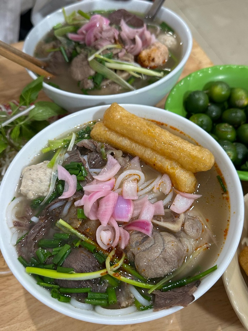 Quán bún bò Huế Mệ Kéo