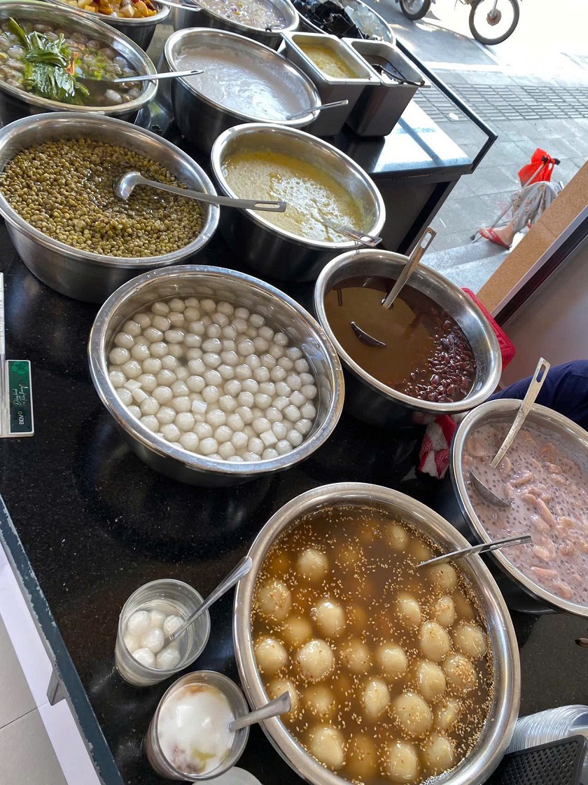 Chè Mợ Tôn Đích - Quán chè Huế mang dấu ấn cổ xưa