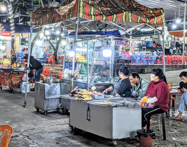 Ẩm thực đường phố