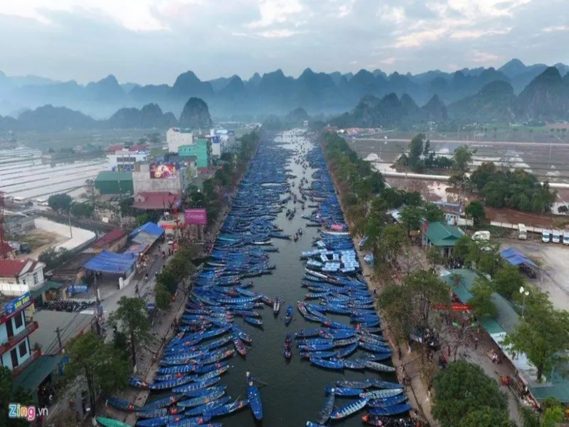 Những địa điểm dâng hương khi đến chùa Hương