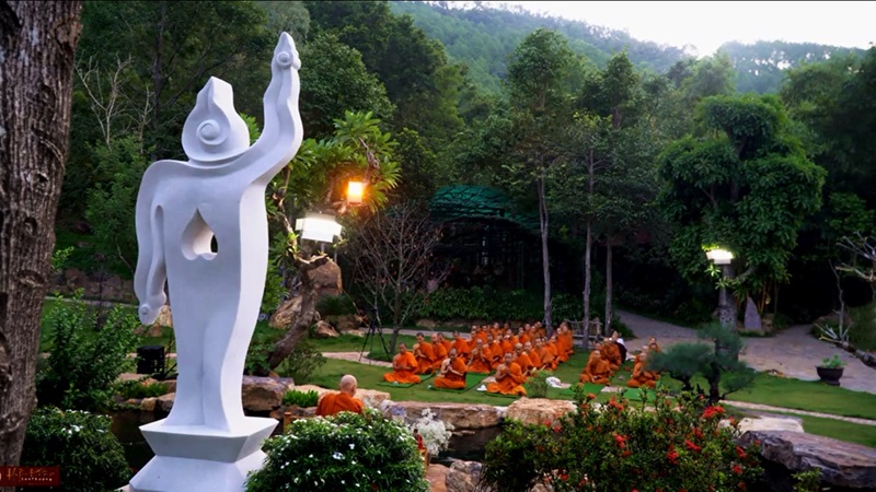 Chùa Huyền Không Sơn Thượng 