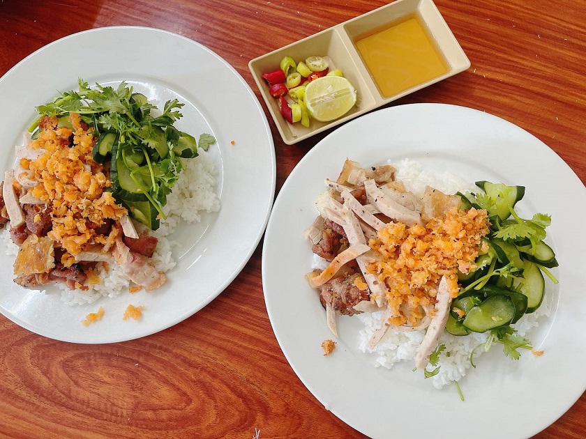 Đôi nét về cơm âm phủ Huế