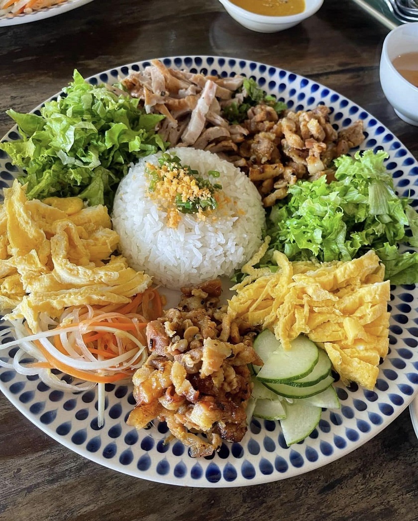 Quán cơm Xuân Trang Huế