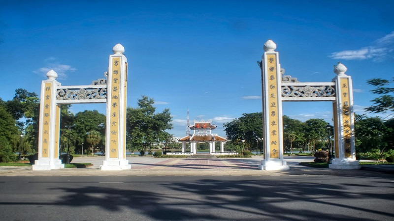 Công viên Thương Bạc