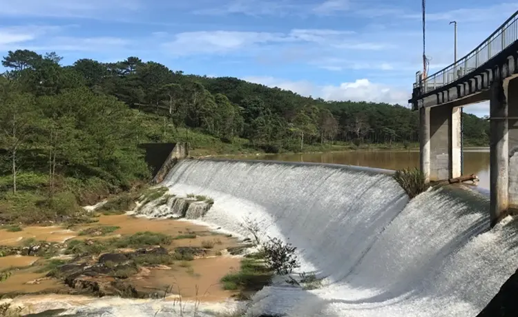 đập thủy điện Ankroet