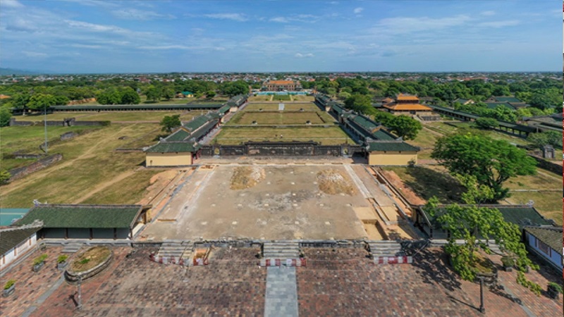 Điện Cần Chánh Huế