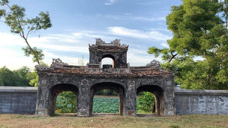 Điện Voi Ré 