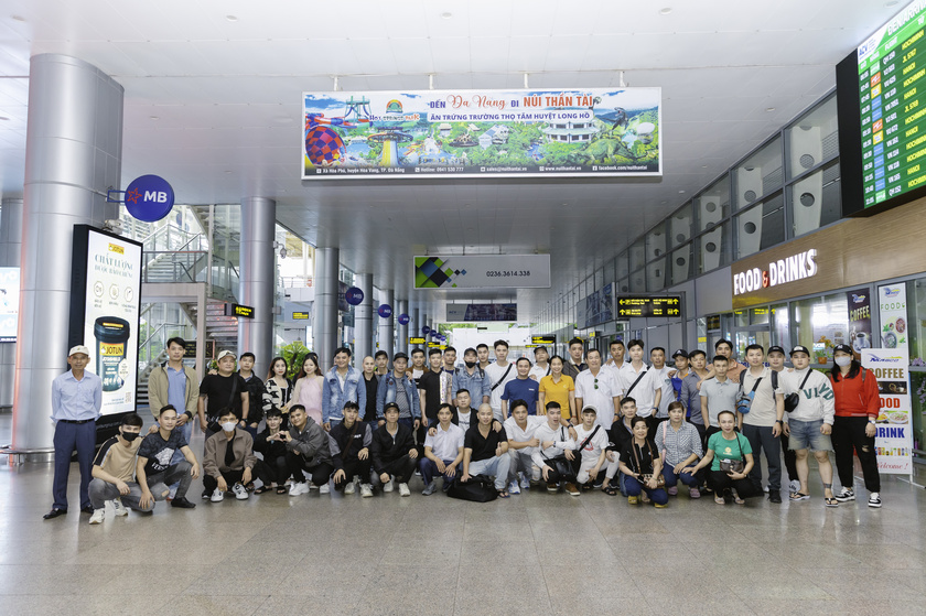 Hình ảnh đoàn khách DanangBest thực tế trong tour Đà Nẵng 5 ngày 4 đêm