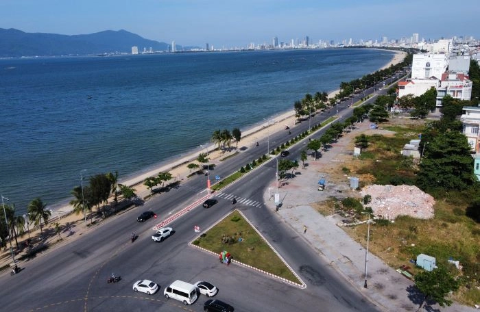Bãi Biển Nguyễn Tất Thành 
