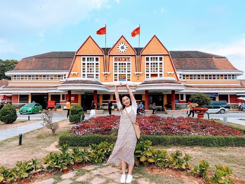 ga Đà Lạt