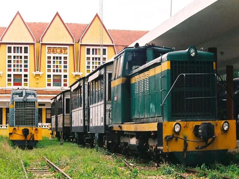 ga Đà Lạt