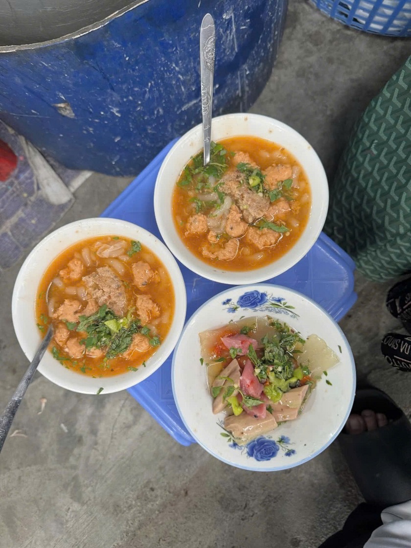 Hồ Đắc Di – Địa điểm quán bánh canh nam phổ Huế nổi tiếng