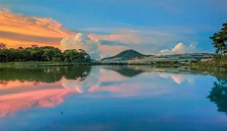 Hồ Than Thở Đà Lạt