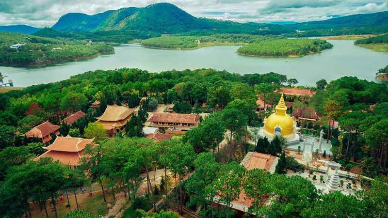 Các điểm tham quan lân cận Khách sạn 4 sao Đà Lạt