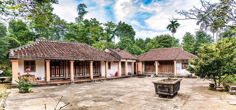 Làng Cổ Lộc Yên