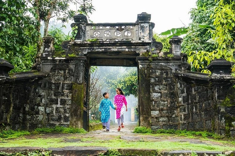 Làng cổ Lộc Yên