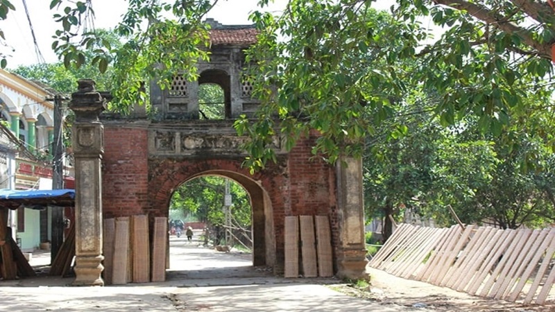 Làng cổ Phong Nam