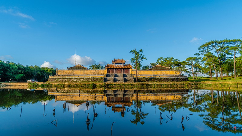 Lăng Gia Long