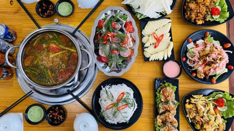 lẩu cá tầm Ngư Sơn Đà Lạt