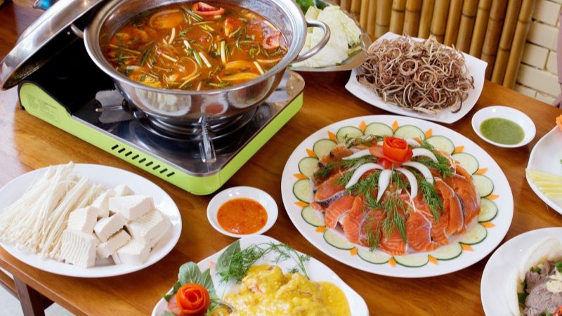 lẩu cá tầm Ngư Sơn Đà Lạt