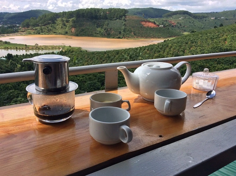 cafe đậm đà tại Núi Langbiang Đà Lạt