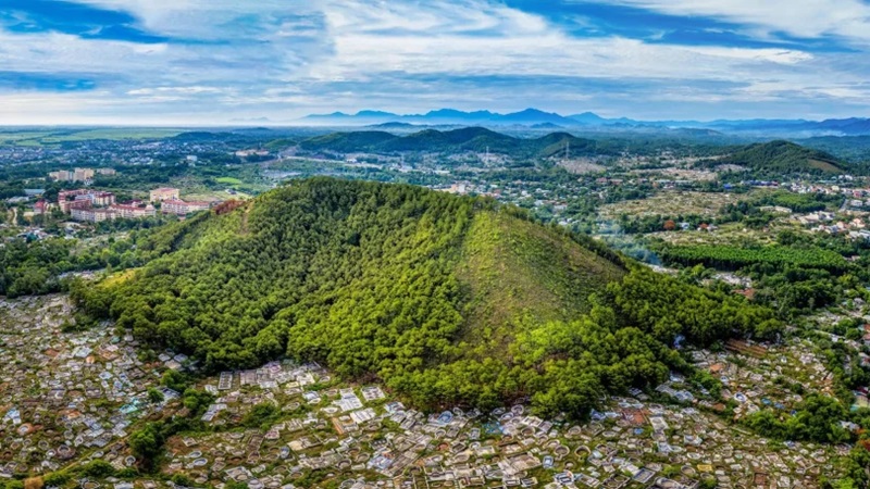 Núi Bân Huế