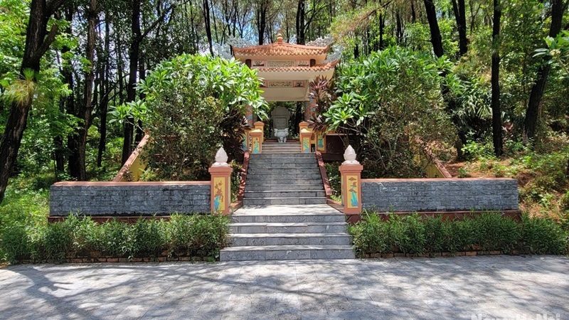 Núi Bân Huế