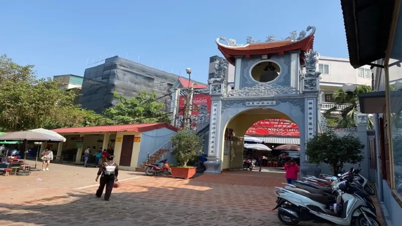 Phủ Tây Hồ Hà Nội