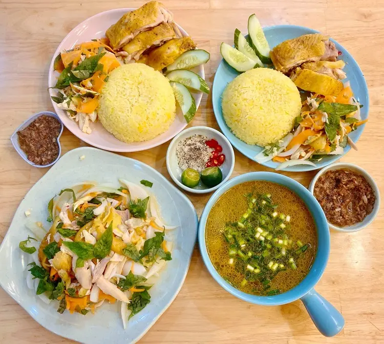 Cơm gà Bà Buội 