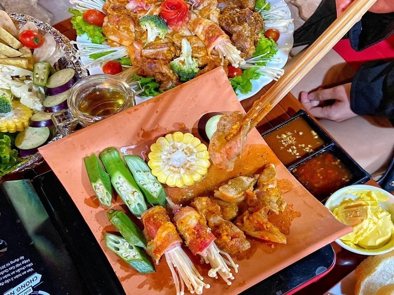 Quán nướng Chu - Thưởng thức món nướng trên đá