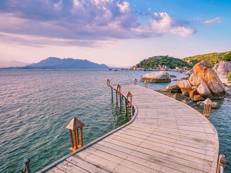 Đắm mình trong cảnh đẹp của Bãi biển Sầm Sơn - Một trong những bãi biển đẹp nhất miền Bắc