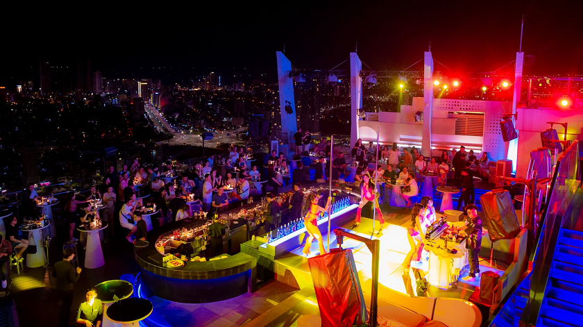 Rooftop bar (Memory Lounge, Sky36)