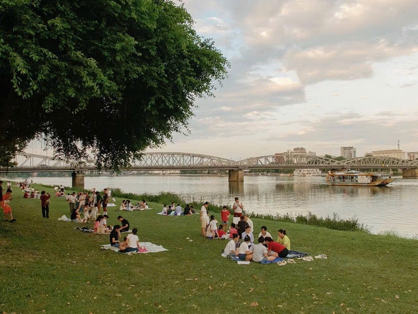  Sông Hương - Dòng Sông Thơ Mộng