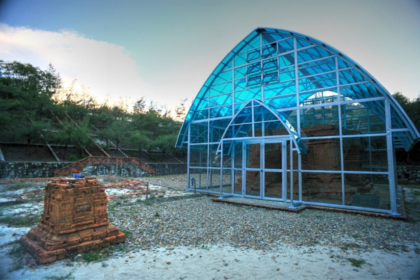 Tháp Chăm Phú Diên