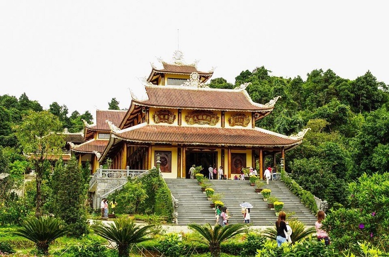 Thiền viện Trúc Lâm Bạch Mã Huế