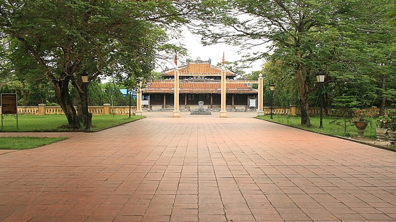 Văn miếu Quốc Tử Giám Huế