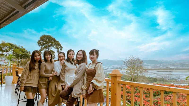 Vạn Thành Hill Coffee Đà Lạt