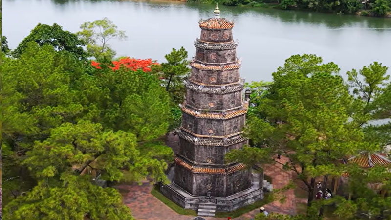 chùa thiên mụ