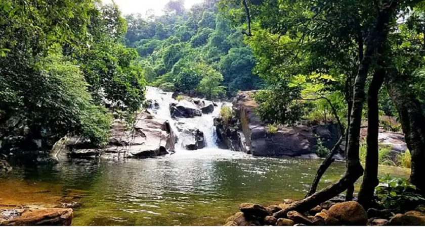 Thác Nhị Hồ