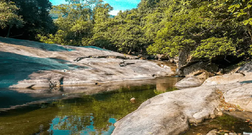 Hố Giang Thơm Quảng Nam: đường đi, chơi gì và kinh nghiệm khám phá 2026