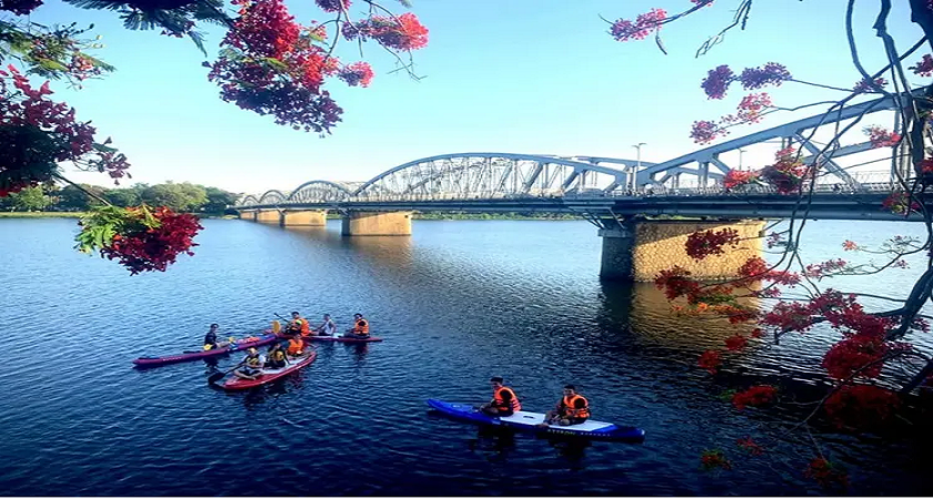 Chèo Sup Huế: đường đi, chơi gì và kinh nghiệm khám phá 2026