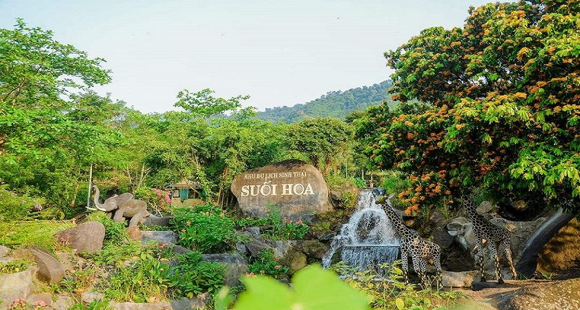 Suối Hoa Đà Nẵng: đường đi, chơi gì và kinh nghiệm khám phá 2026